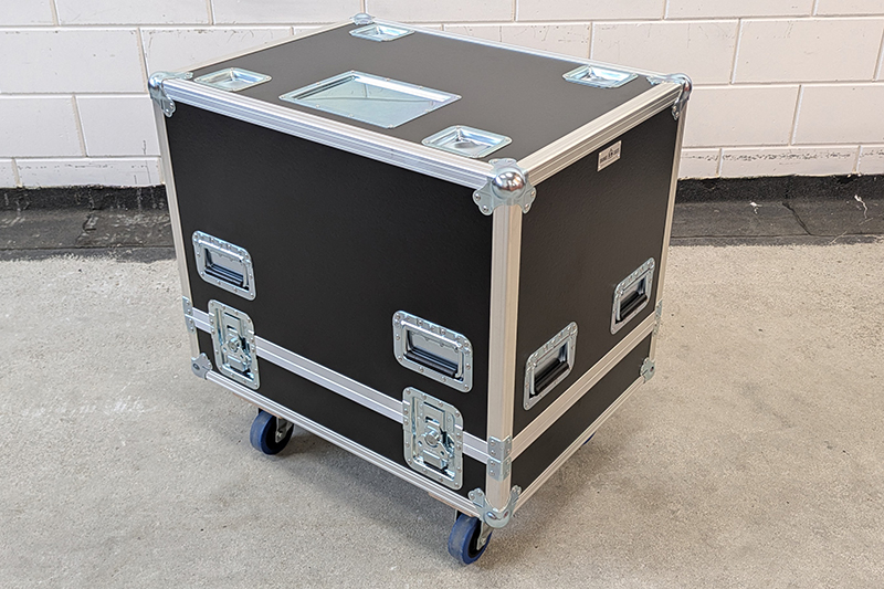 Flightcase D&B M4 monitoren, Orange Cases