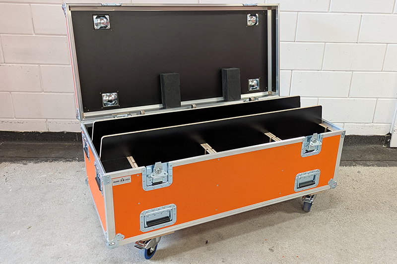 Flightcase voor ShowTex EasyDrape, kleur oranje - Orange Cases
